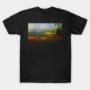 Rainbow, Lake Baroon, Maleny Queensland T-Shirt